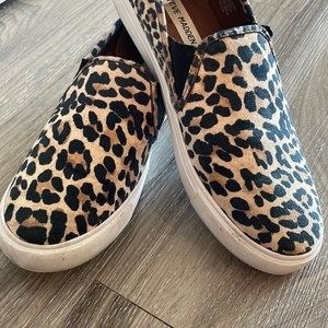 Steve Madden Cheetah slides